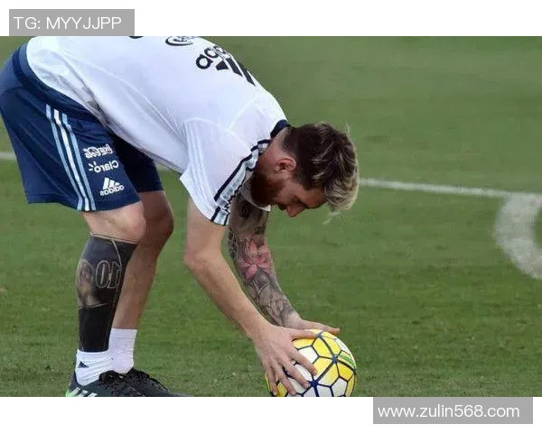 足球明星小腿纹身揭秘:背后隐藏的个人意义与独特设计风格 足球明星小腿纹身揭秘:背后隐藏的个人意义与独特设计风格