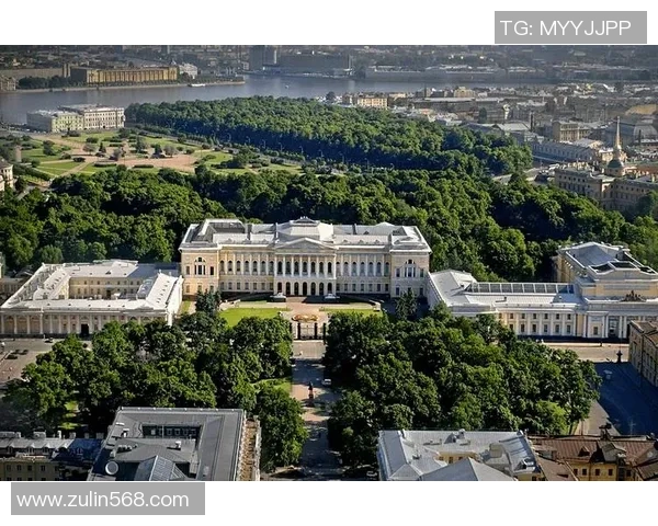 足球巨星打卡全球热门景点 纵览明星足迹与旅行热潮 足球巨星打卡全球热门景点 纵览明星足迹与旅行热潮
